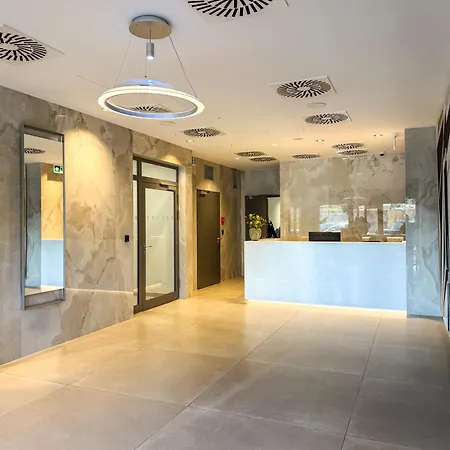 River View Design Apartment, 14th Floor, Citycenter, Ac, Parking Μπρατισλάβα